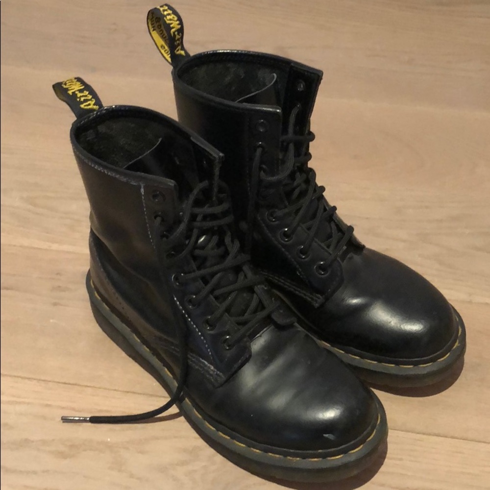 Dr Martens 1460 8-Eye Boots